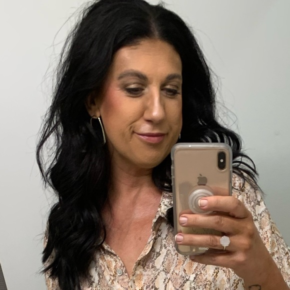 Meet your Posher, Marti - Picture 1 of 1